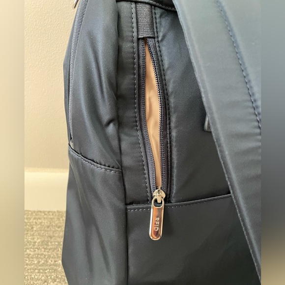 Briggs & Riley Rhapsody Slim Backpack - Navy - Picture 4 of 8